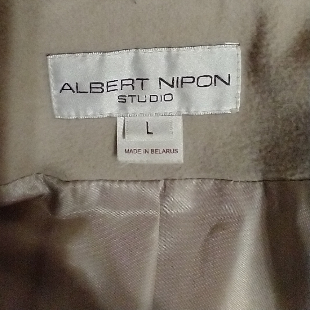 Albert Nipon Studios Elegant Vintage Beige Coat W… - image 3